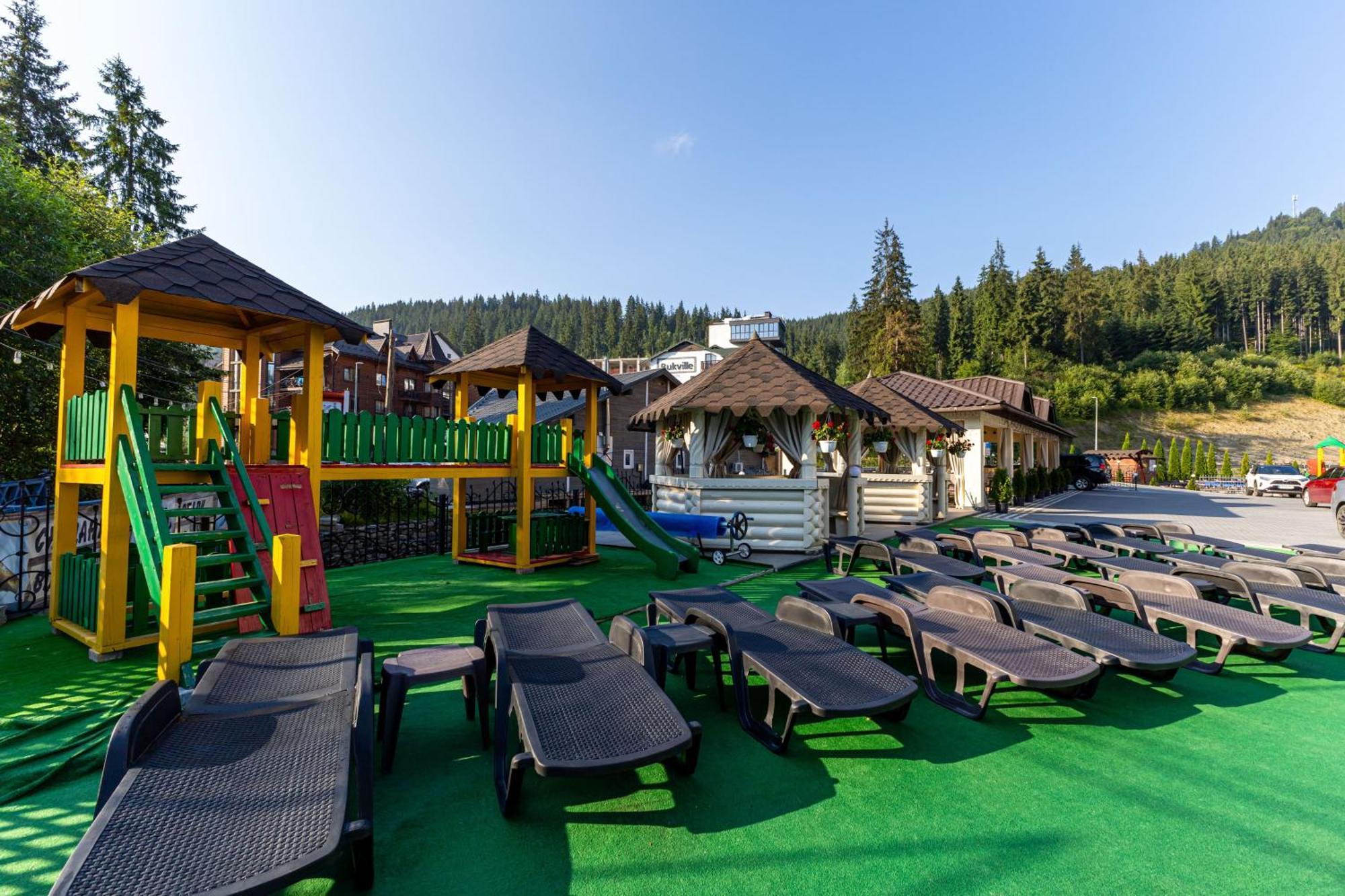 Mirage Hotel Bukovel Exterior foto